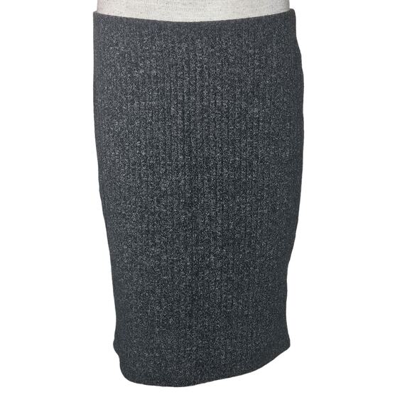 Dark Gray Knit Knee Length Skirt Size 1X - Picture 2 of 4